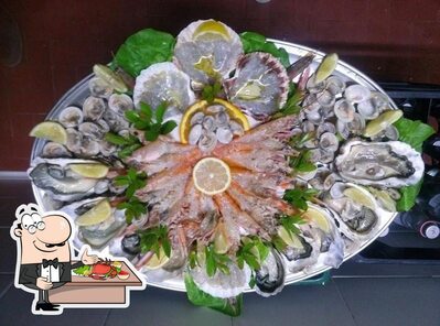 I clienti di Supramonte possono ordinare diversi piatti di mare