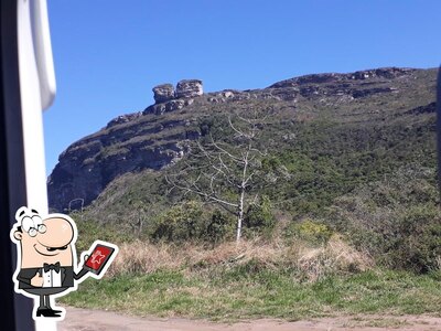 Veja imagens do exterior do 