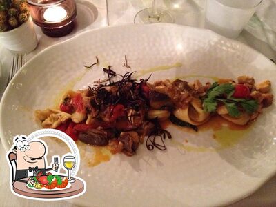 Prenditi la cucina di mare al ristorante Vicolostretto