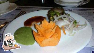 Meals at Mezzaluna