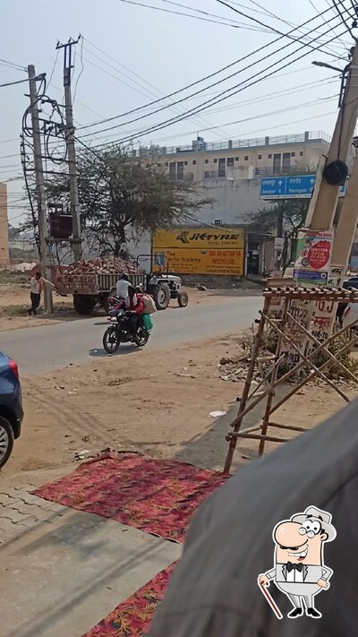 Check out the exterior of The Secret Food Hub