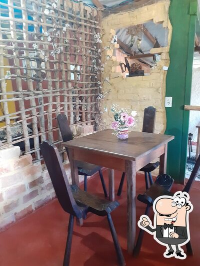 Veja imagens do interior do Restaurante Toca do tatu