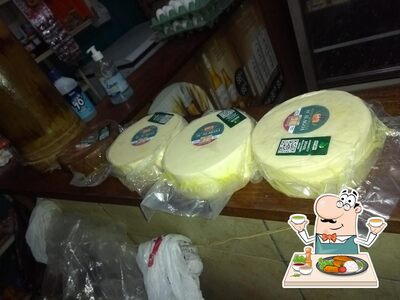 Comida em Bar Joelho Gordo