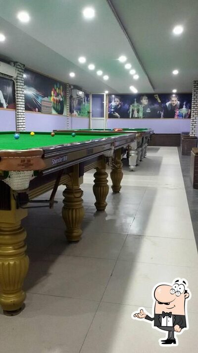Check out how Snooky Dooky Snooker Pool looks inside