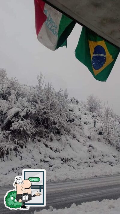 Gli esterni di Tropical Lavagna