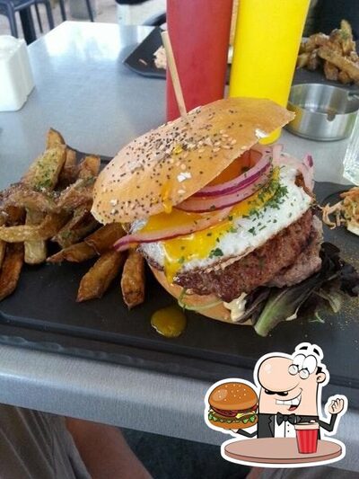 Le Bar à Fruits Burger Bar propose un nombre d'options pour les amateurs d'hamburgers