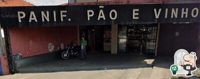 O exterior do Panif. Pão E Vinho