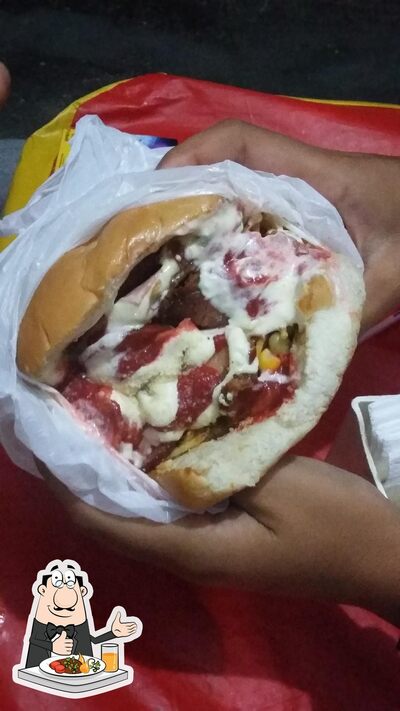 Comida em Ika Lanches
