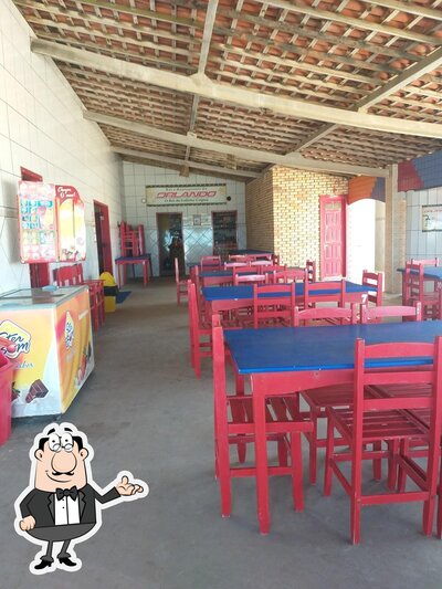 Veja imagens do interior do Restaurante do Orlando