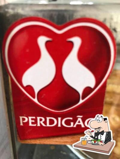 Comida em Dedé Salgados
