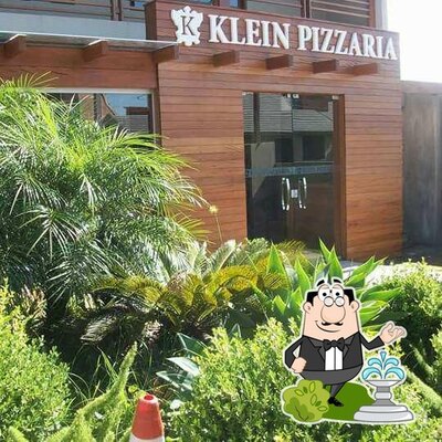 Desfrute da vista do exterior Klein Pizzaria