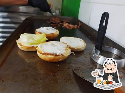 Comida em RICK BURGUER -