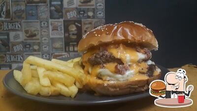 Delicie-se com um hambúrguer no 90s Graus
