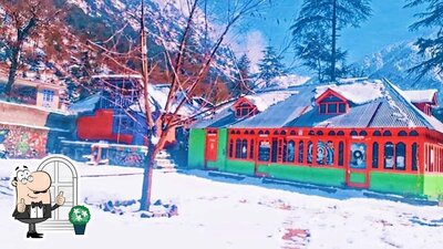 Check out how CAFE 9 Chhalal, Kasol Kasol looks outside