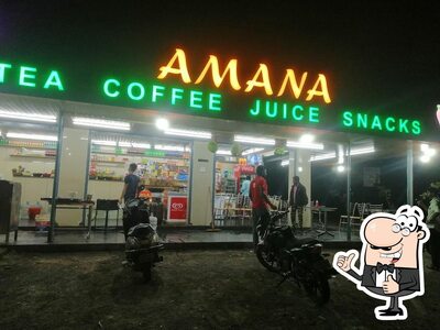 Amana bakes photo