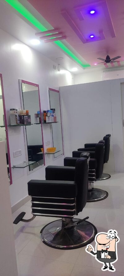 Check out how AL- Madina Biryani Center looks inside
