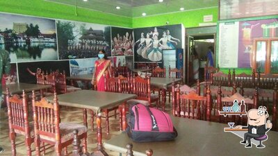 The interior of Janakeeya Hotel Rajakkad