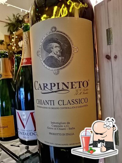 La Bottega di Cesare Cafe offre un'ampia varietà di drink