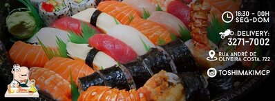 Os clientes do Toshimaki podem disfrutar diferentes refeições de frutos do mar