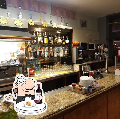 Prova il vino di Easy Bar