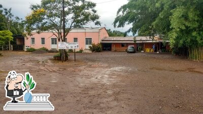 Você pode espairecer no exterior Lancheria Trevo
