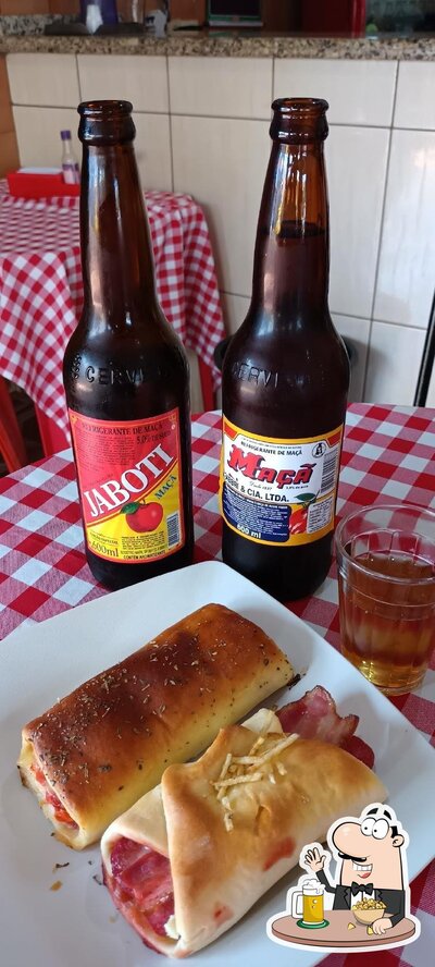 Peça um copo de cerveja leve ou escura
