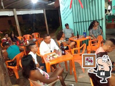 O interior do BAR SÓ LATINHA