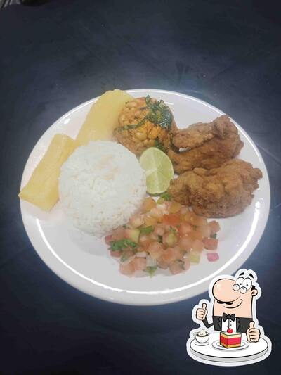 Restaurante ConfraBeer serve uma escolha de pratos doces