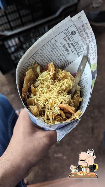 Meals at Varanasi Bhel Corner