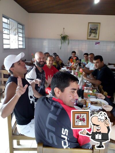 Veja imagens do interior do Restaurante Cantinho da Luh