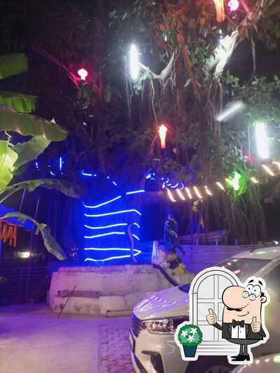 You can get some fresh air at the outside area of Bundu' Pnada Family Restaurant