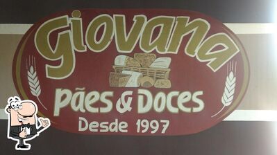 O logotipo do GIOVANA PÃES E DOCES