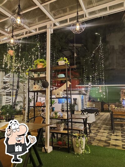 Check out how Eden Lounge ~Taste for the Soul~ looks inside