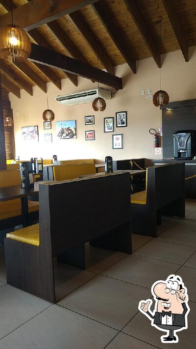 O interior do Route KM 455 . Café e Restaurante do Touro