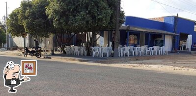 Veja imagens do interior do Conveniência hora extra