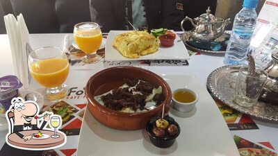 Nourriture à FOREST PALACE فورست بلاص