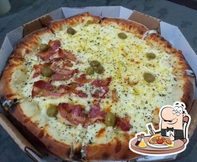 No Fênix pizzaria, você pode desfrutar de pizza
