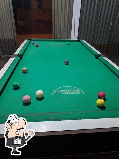 O interior do Barras Bar