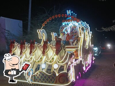 Check out how Ashok Fast Food looks outside
