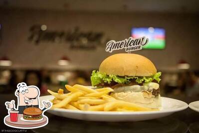 Os hambúrgueres do American Burger Linhares ES irão saciar uma variedade de gostos