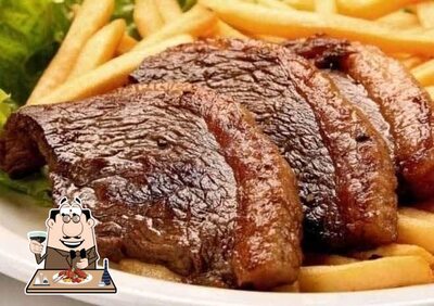Refeições de carne são oferecidos no Felício Gastronomia