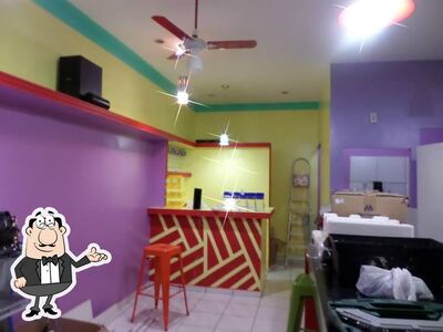 Veja imagens do interior do Buffalo's Lanches
