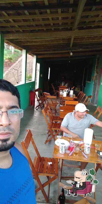 O interior do Carlos Bar
