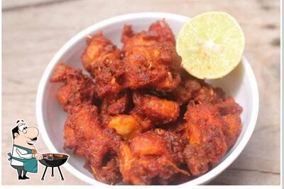 Meat meals are available at New Zayka Chikan Fry centre