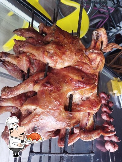 Frango assado espetinho foto
