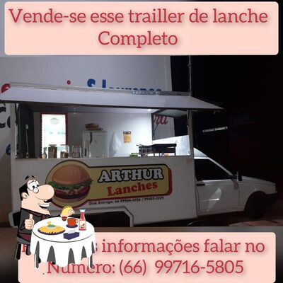 Os hambúrgueres do Arthur Lanches irão saciar diferentes gostos