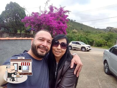 Você pode espairecer no na área externa do Restaurante Vale Verde