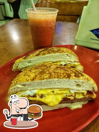 Delicie-se com um hambúrguer no RodoServ Star