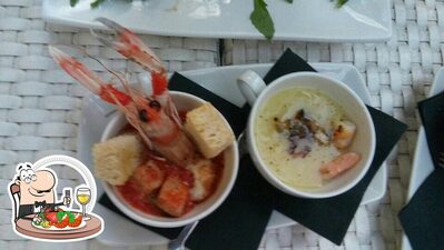 Goditi i sapori della cucina di mare al pub & bar Caffè Milano