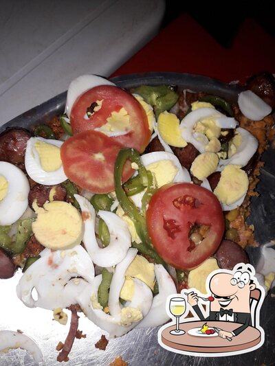 Comida em Pizzaria e Pastelaria Q delicia (Zé Carlos)